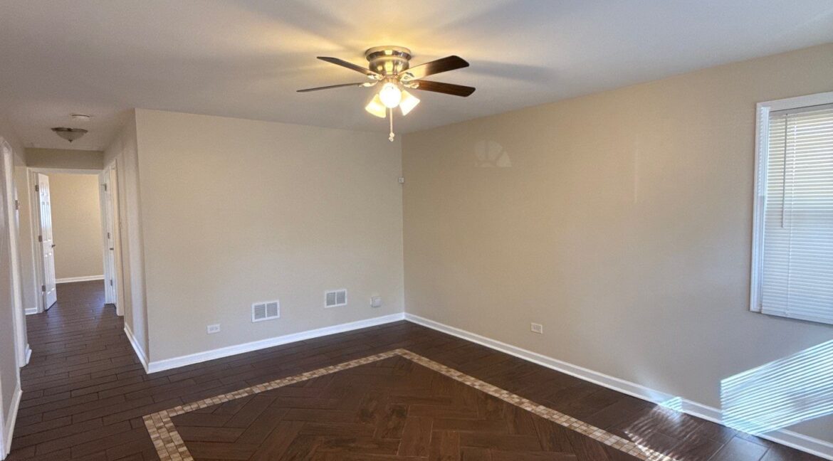 2-Sep 29 2025 09_48am-tGAJ