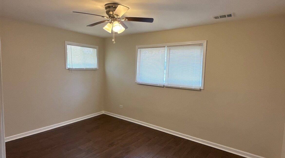 4-Sep 29 2025 09_48am-ZsEg