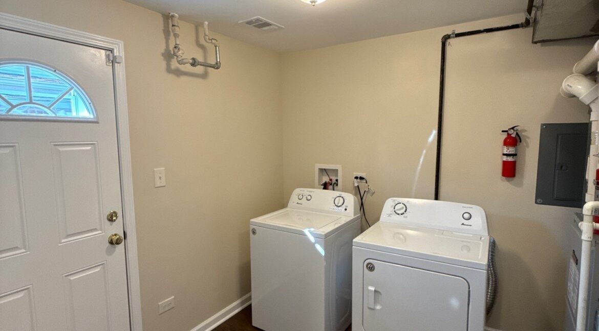 8-Sep 29 2025 09_49am-1b5U